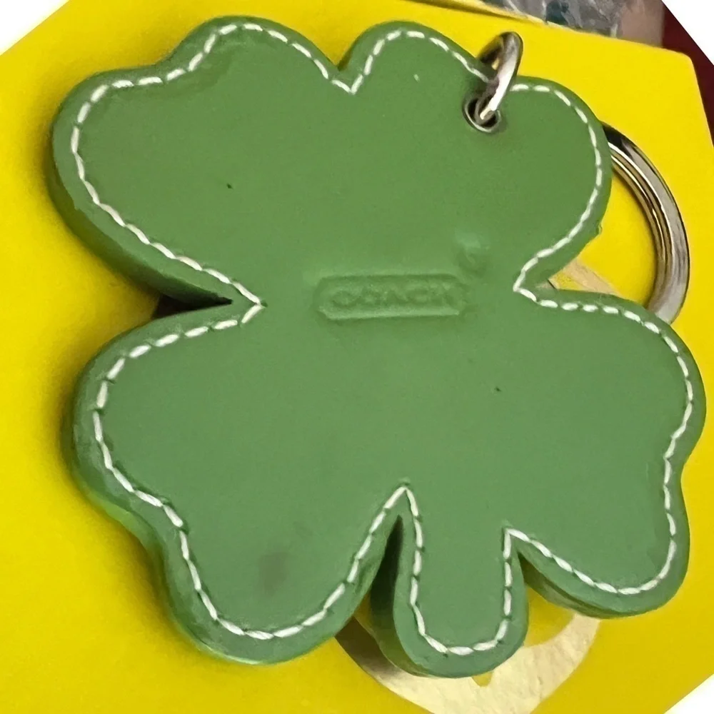 Coach Clover St Saint Patrick’s Day Four Leaf Clover Keychain Fob Green Vintage